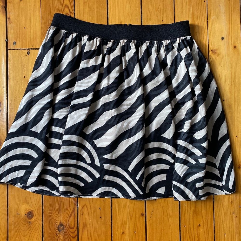 Banana Republic silk mini skirt